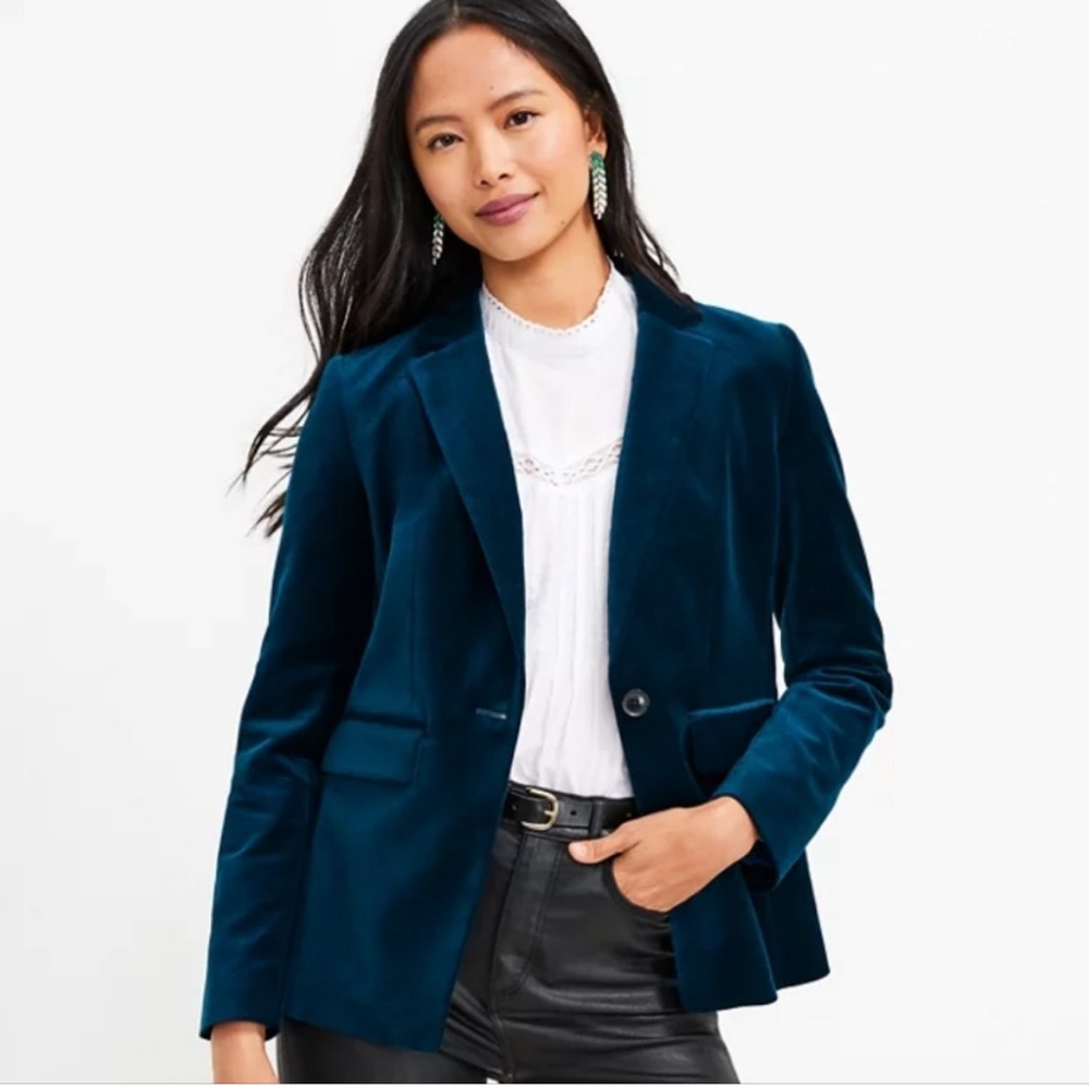 Loft 12P crushed velvet in teal blazer. So fun!